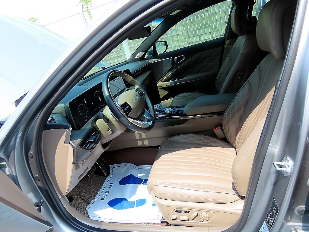 KIA K8 - Vista 5