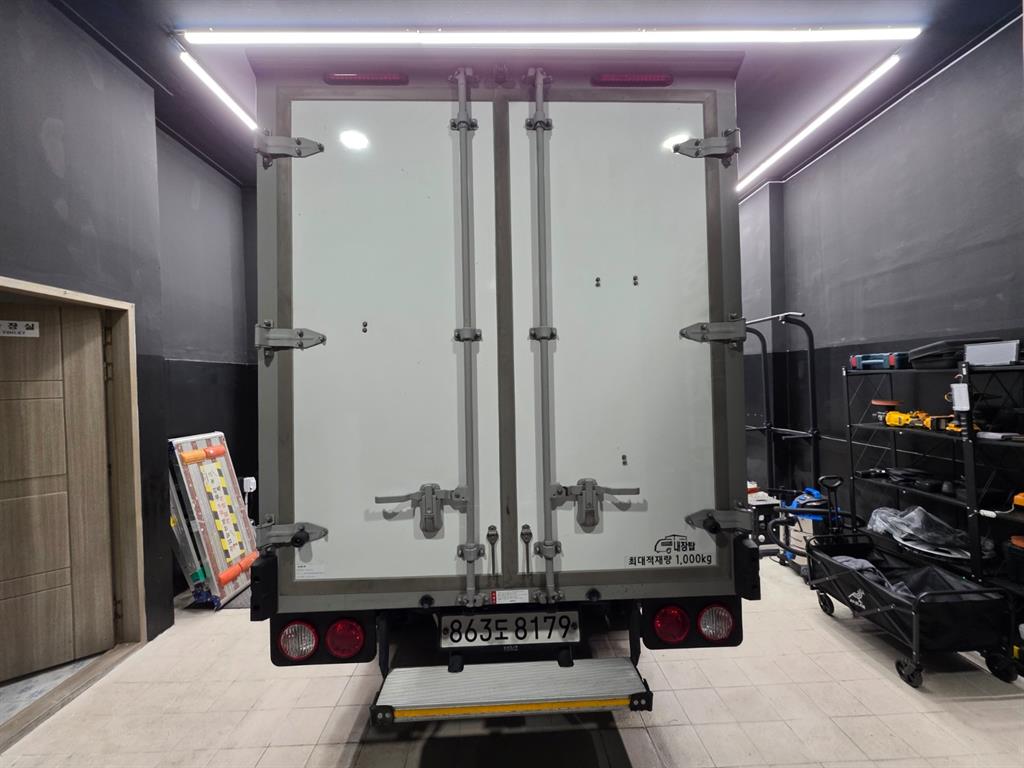Small Truck tower_built-in tower - Vista 4
