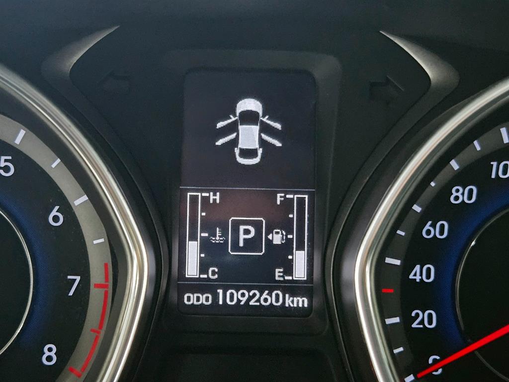 HYUNDAI Avante - Vista 5