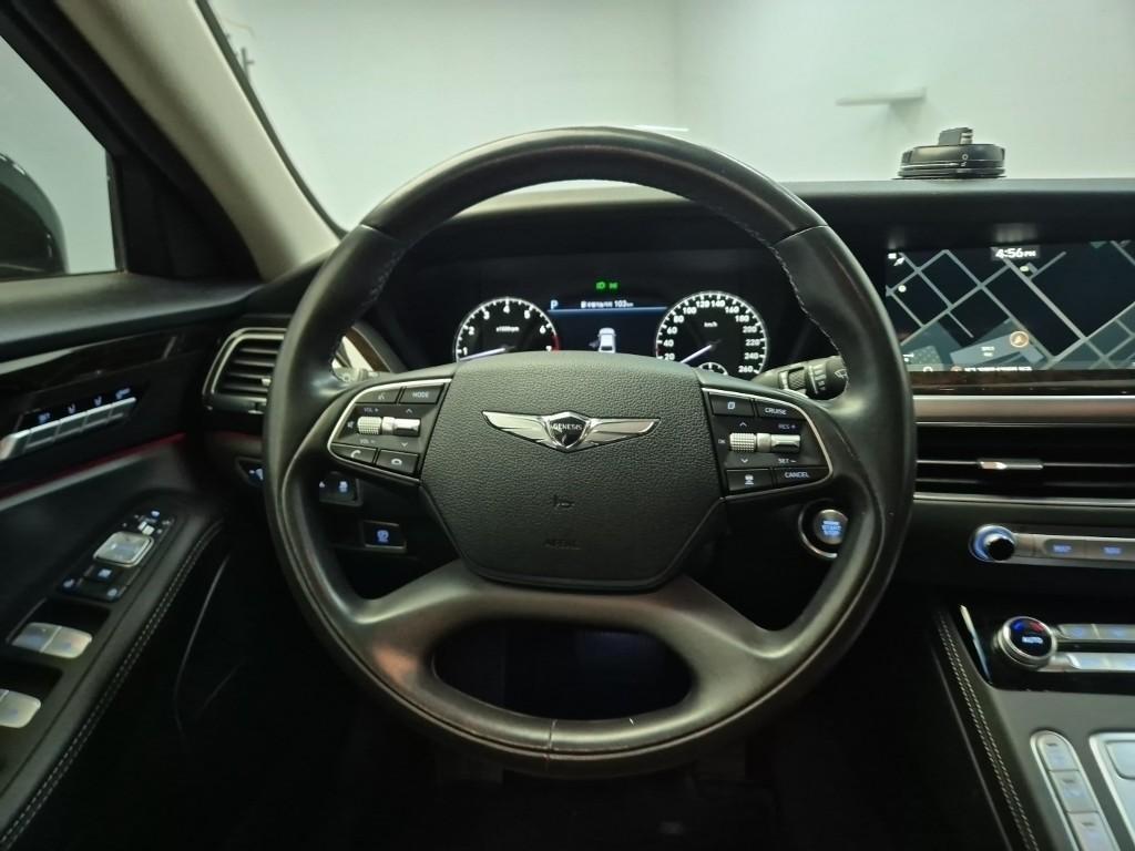 Genesis G90 - Vista 5