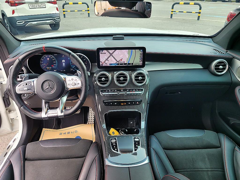 Mercedes Benz GLC Class - Vista 5