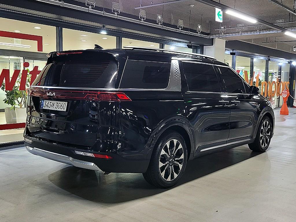 KIA Carnival - Vista 4