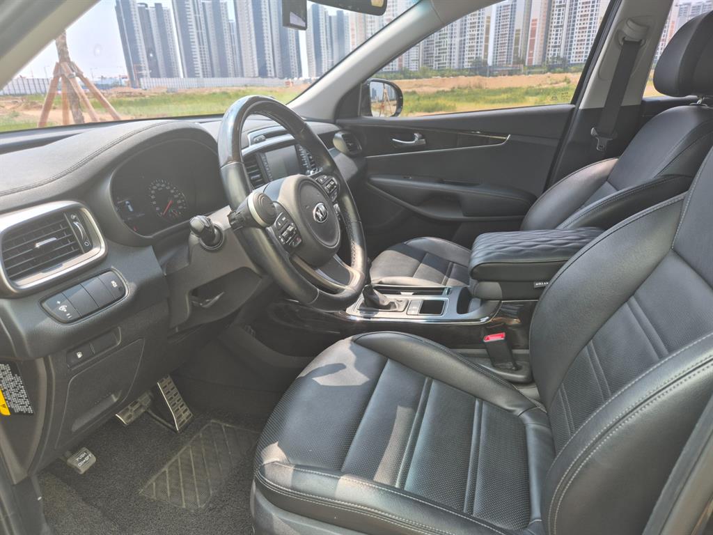 KIA Sorento - Vista 5