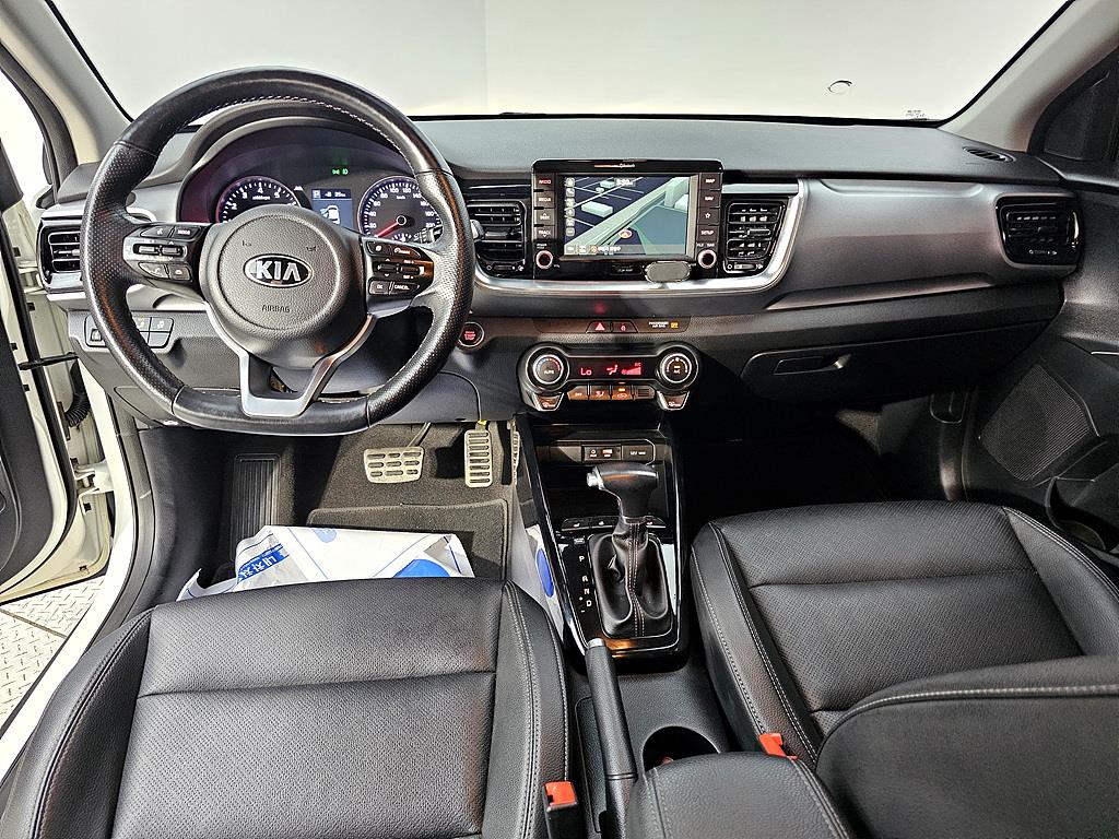 KIA Stonic - Vista 5