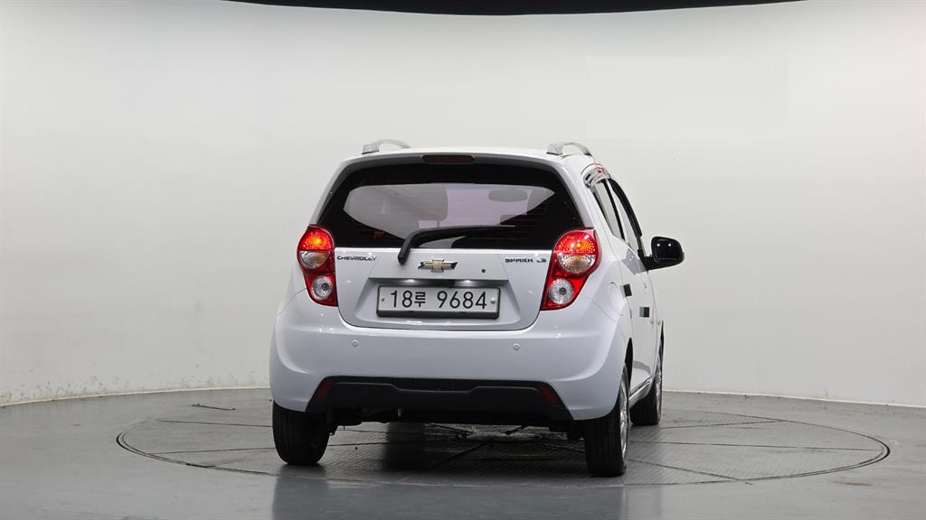 Chevrolet Spark - Vista 4