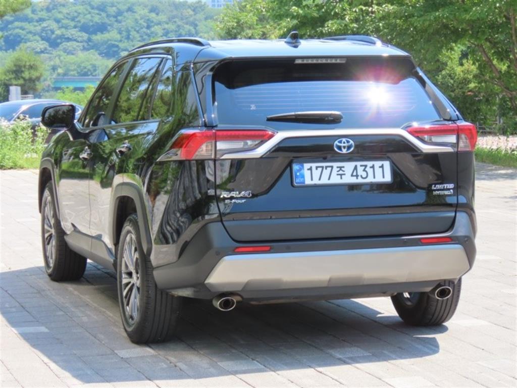 Toyota RAV4 - Vista 4