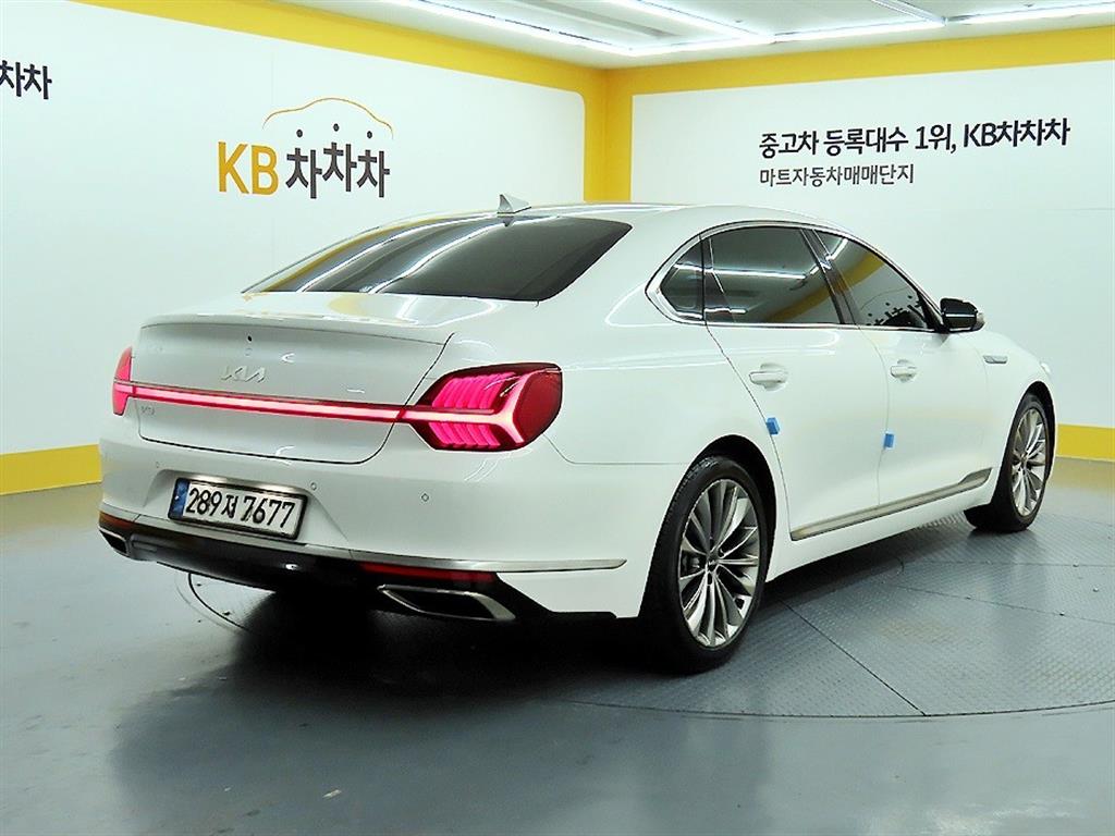 KIA K9 - Vista 4