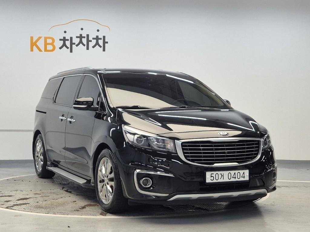 KIA Carnival - Vista 4