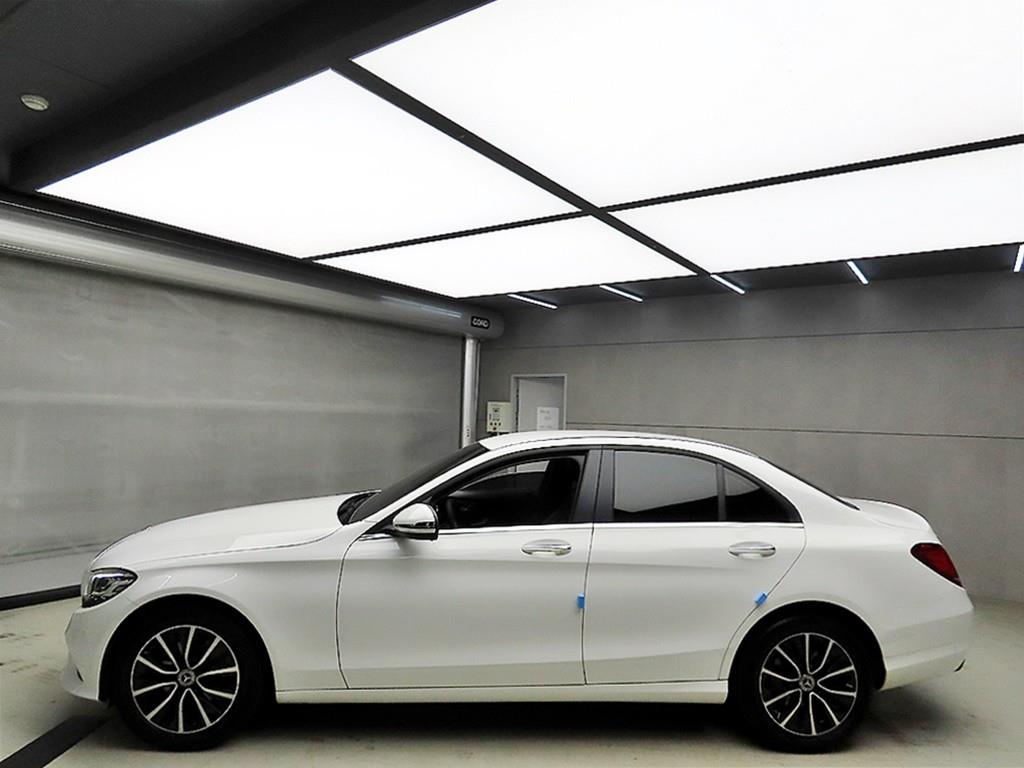 Mercedes Benz C Class - Vista 4