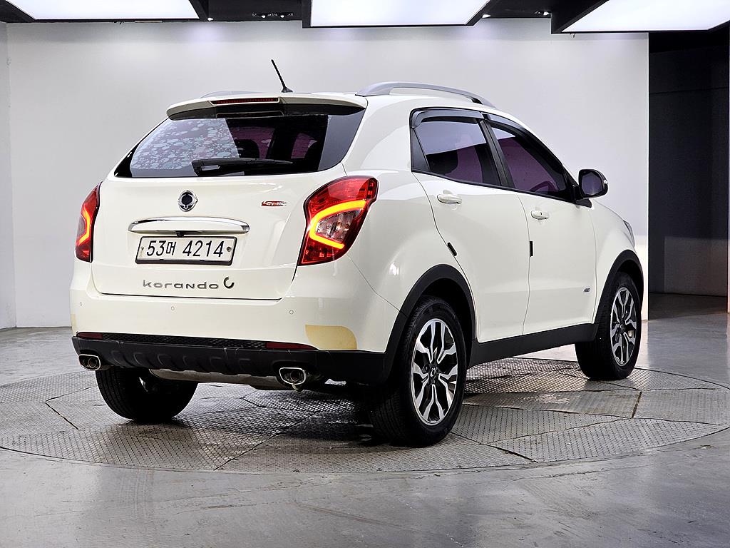 Ssangyong Korando - Vista 4