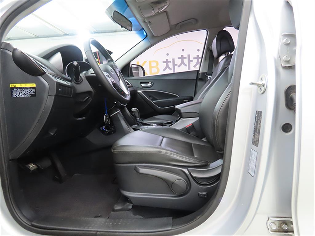 HYUNDAI Santa Fe - Vista 5