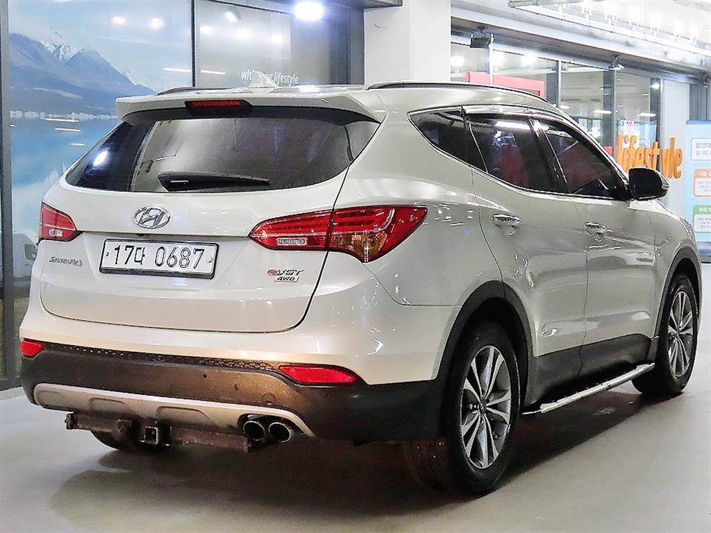 HYUNDAI Santa Fe - Vista 4