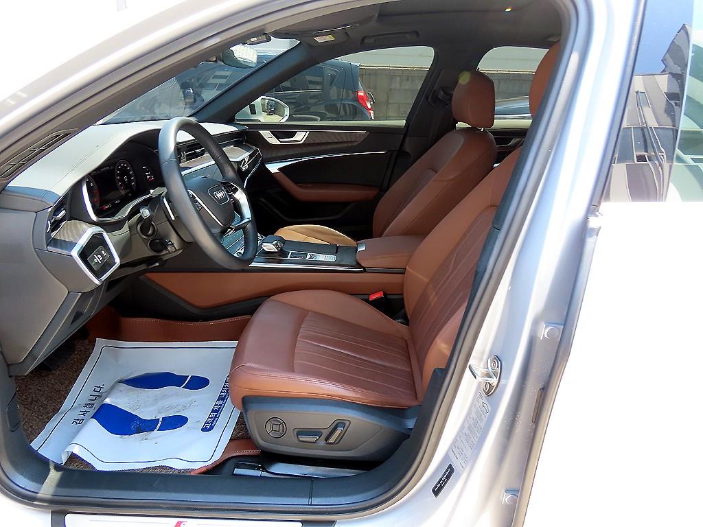 Audi A6 - Vista 5