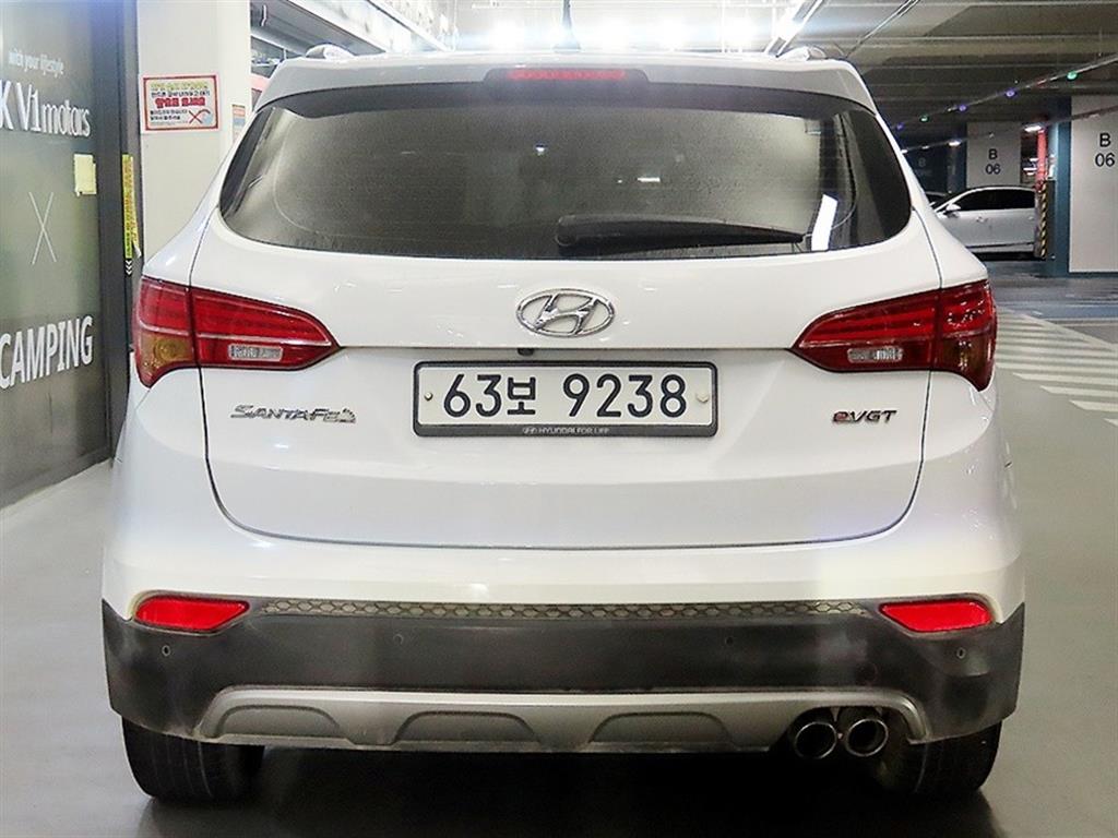 HYUNDAI Santa Fe - Vista 5