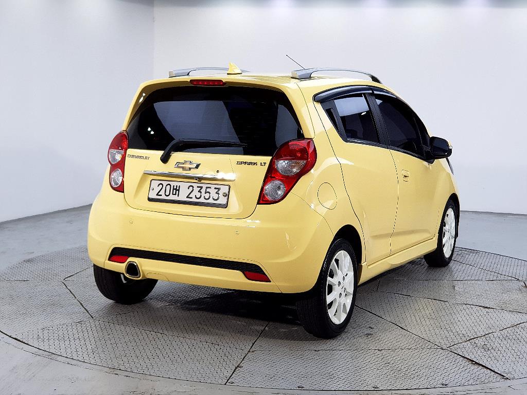 Chevrolet Spark - Vista 4