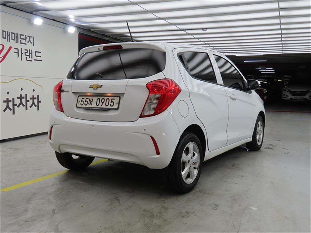 Chevrolet Spark - Vista 4