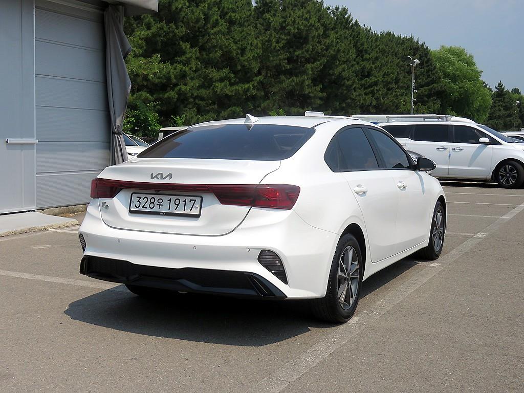 KIA K3 - Vista 4