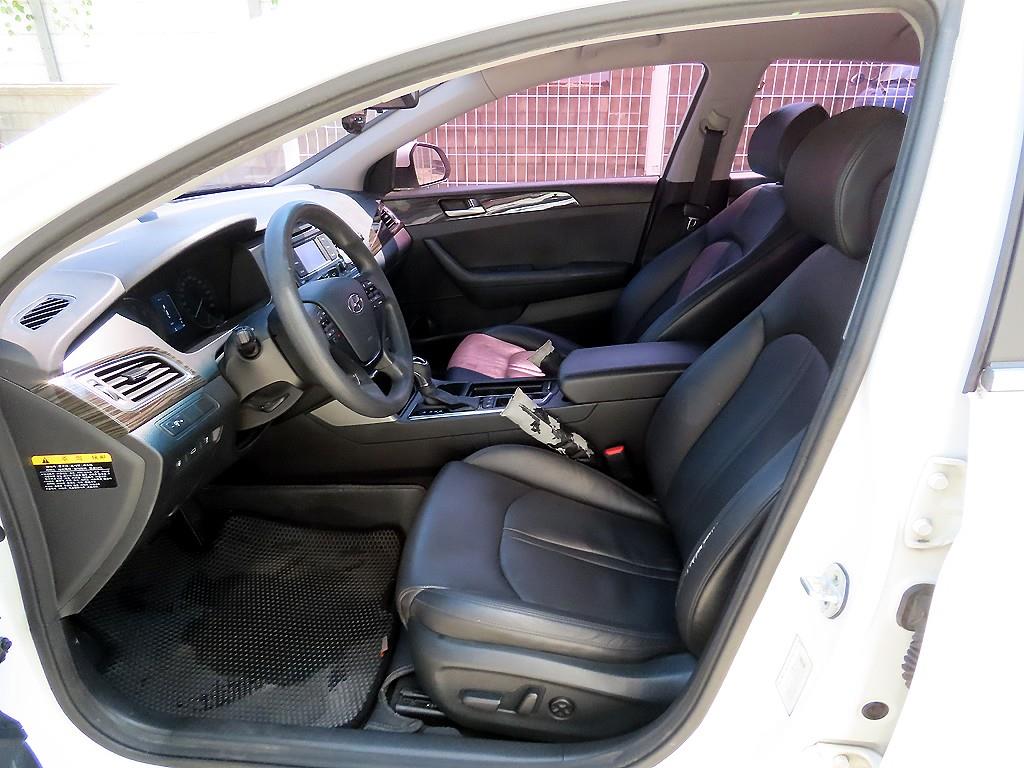 HYUNDAI Sonata - Vista 5