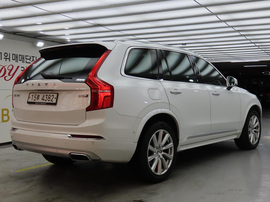 Volvo XC90 - Vista 4