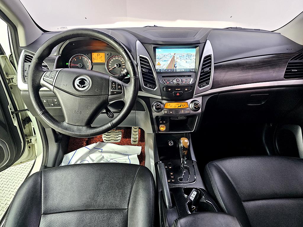 Ssangyong Korando - Vista 5
