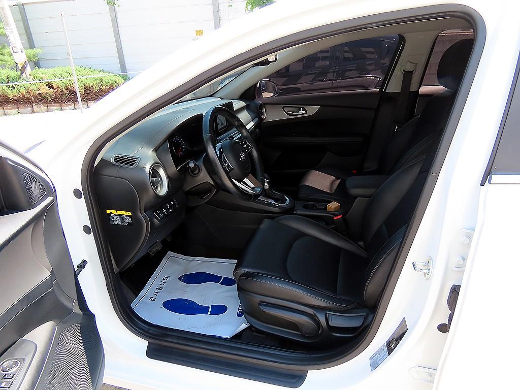 KIA K3 - Vista 5