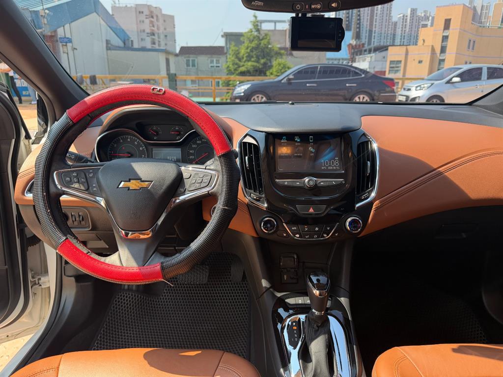 Chevrolet Cruise - Vista 5