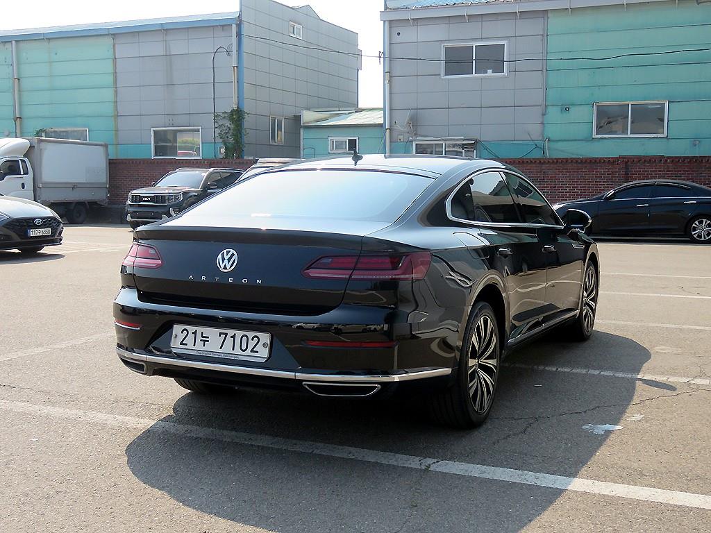 Volkswagen Arteon - Vista 4