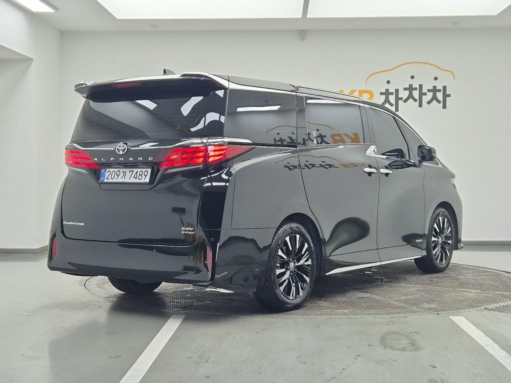 Toyota Alphard - Vista 4