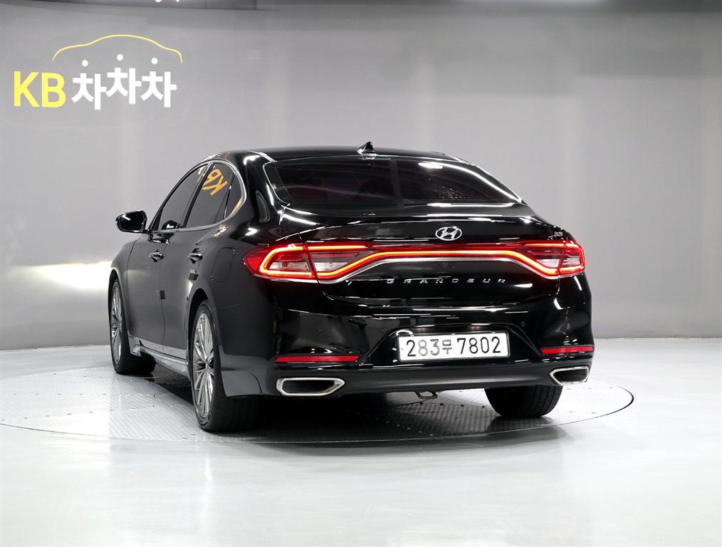 HYUNDAI Grandeur - Vista 4