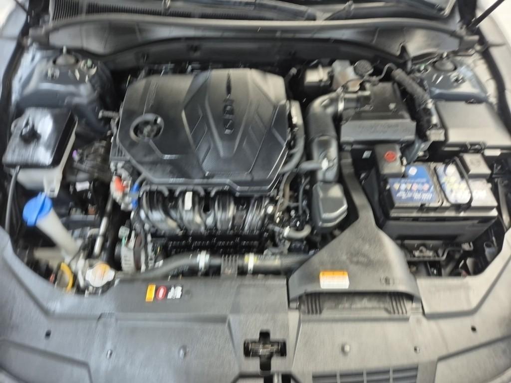HYUNDAI Grandeur - Vista 5