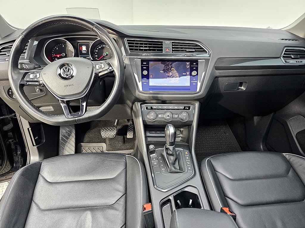 Volkswagen Tiguan - Vista 5