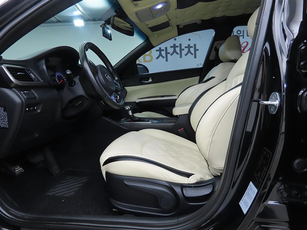 KIA K5 - Vista 5