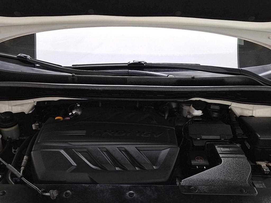 KIA Carnival - Vista 5
