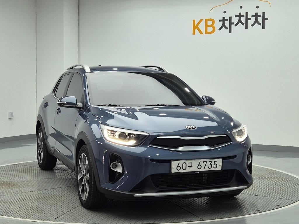 KIA Stonic - Vista 4