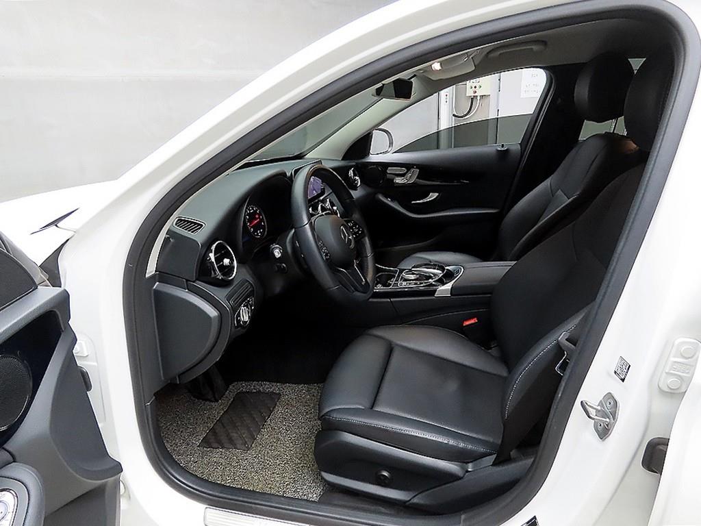 Mercedes Benz C Class - Vista 5