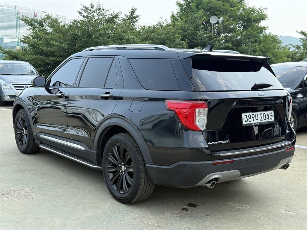Ford Explorer - Vista 5