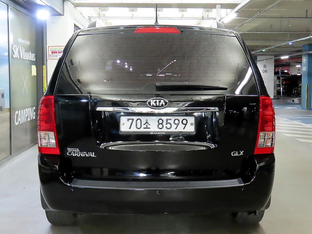 KIA Carnival - Vista 5