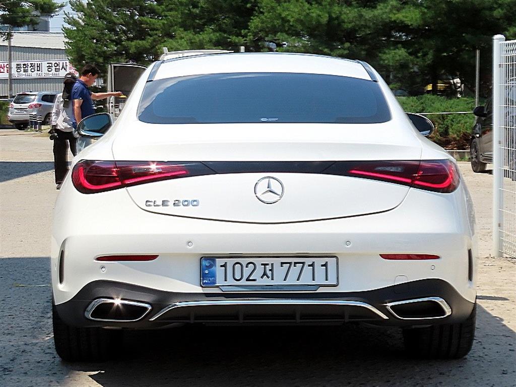 Mercedes Benz CLE Class - Vista 4