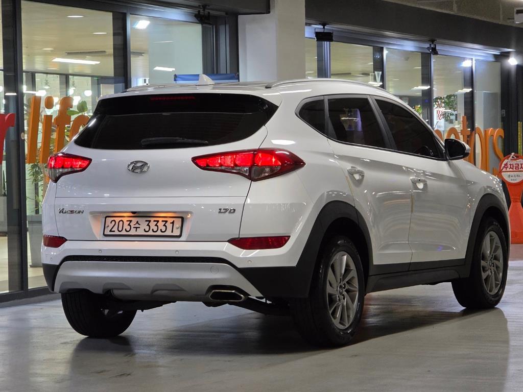 HYUNDAI Tucson - Vista 4