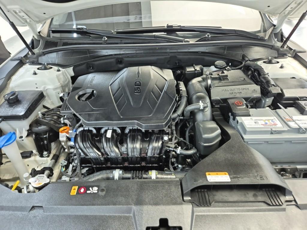 HYUNDAI Grandeur - Vista 5