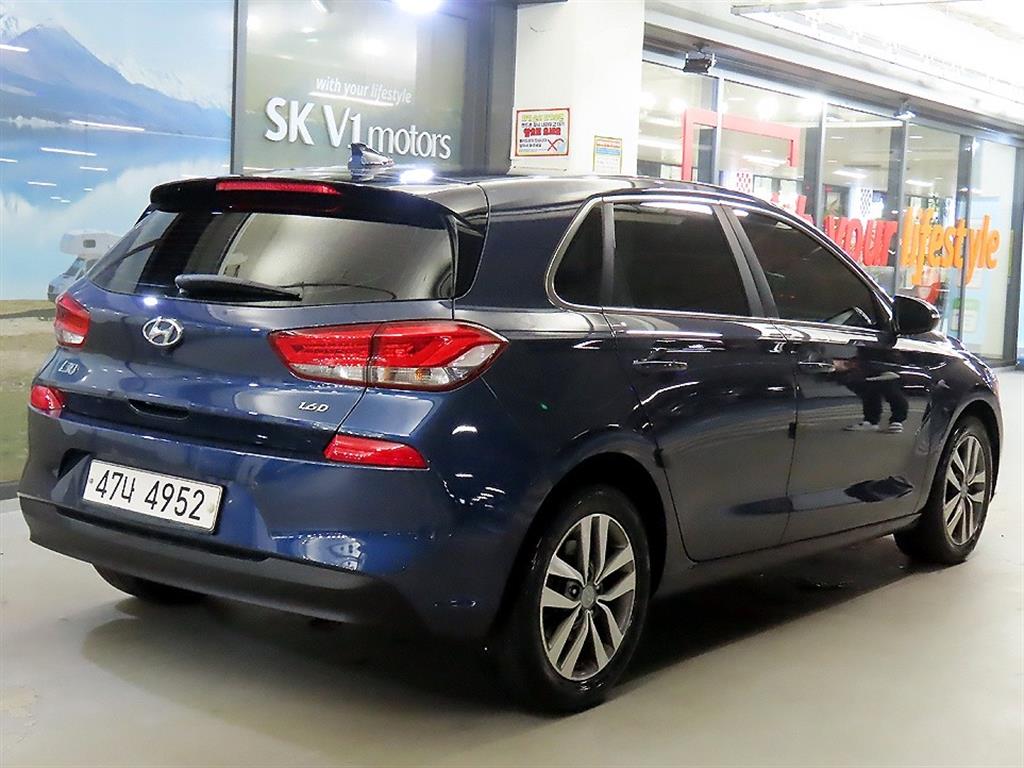 HYUNDAI i30 - Vista 4