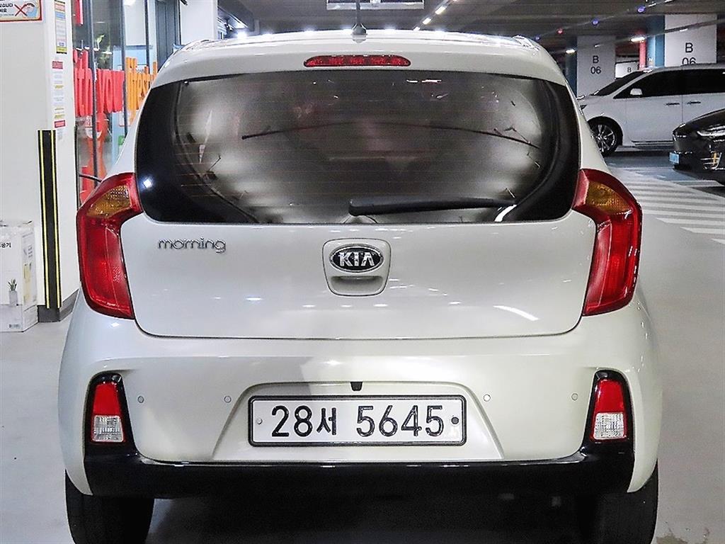 KIA Morning - Vista 5