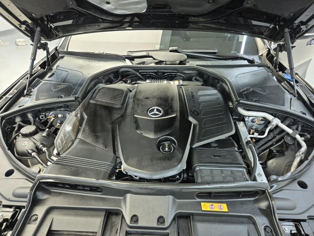 Mercedes Benz S Class - Vista 5
