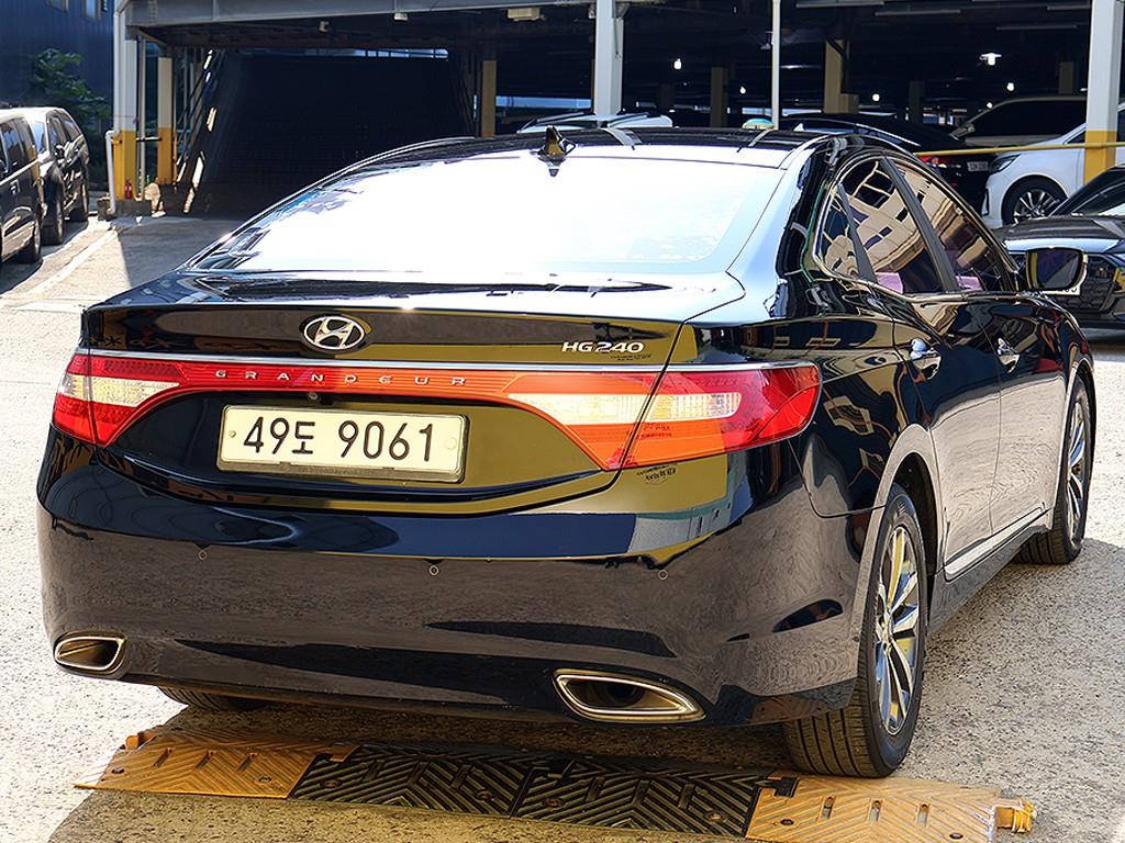 HYUNDAI Grandeur - Vista 4