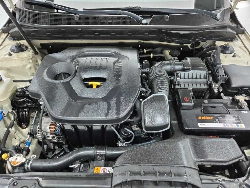 KIA K5 - Vista 5