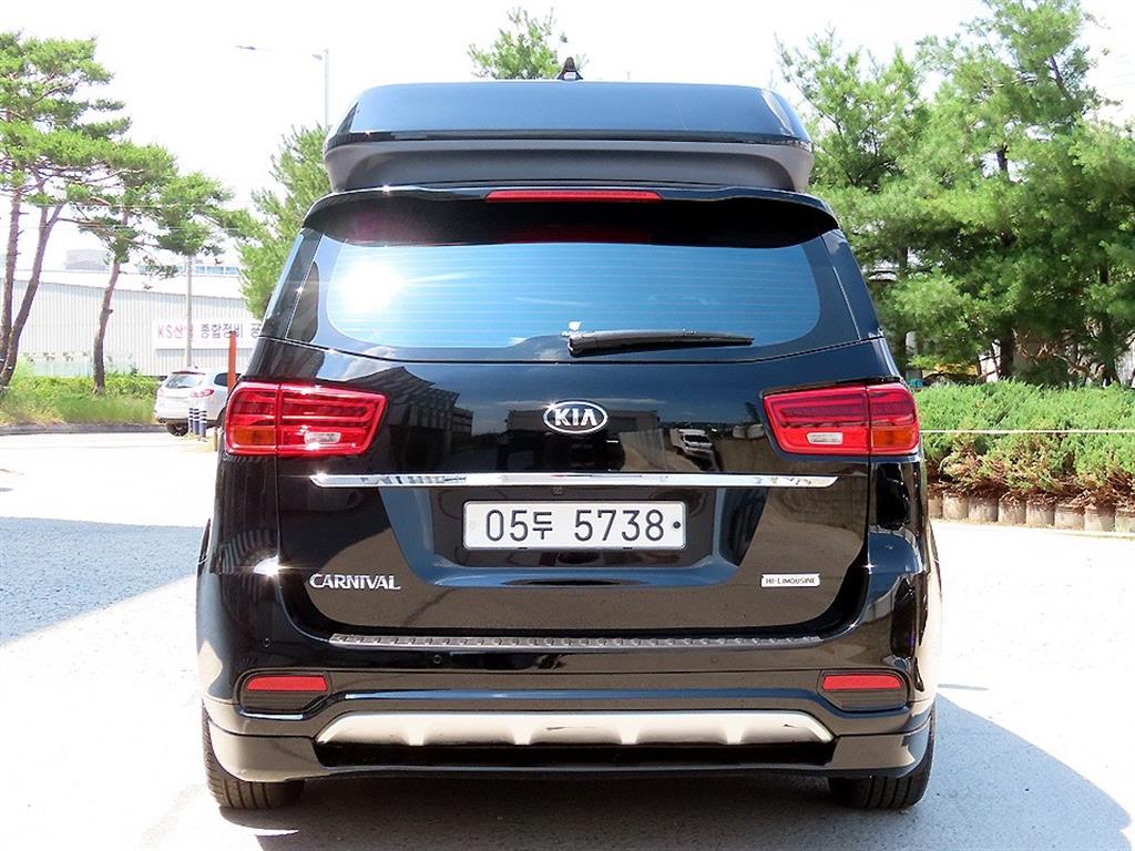 KIA Carnival - Vista 4
