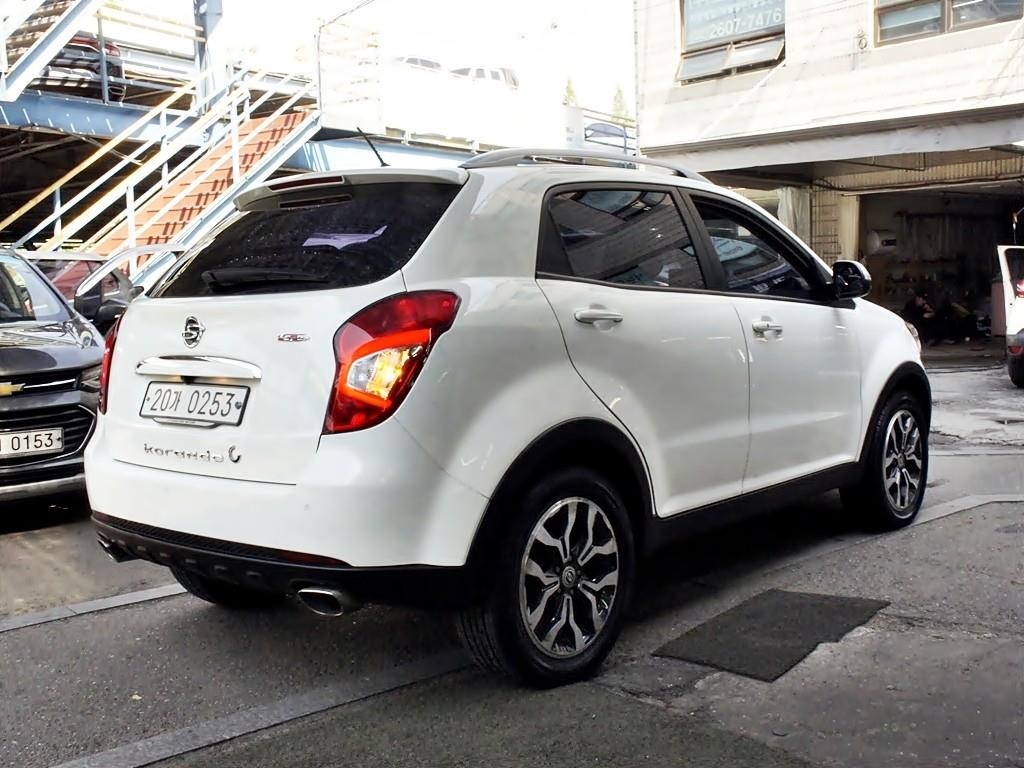 Ssangyong Korando - Vista 4