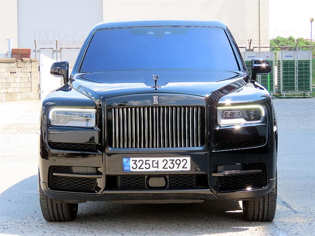 컬리넌 6.7 V12 2019년식
