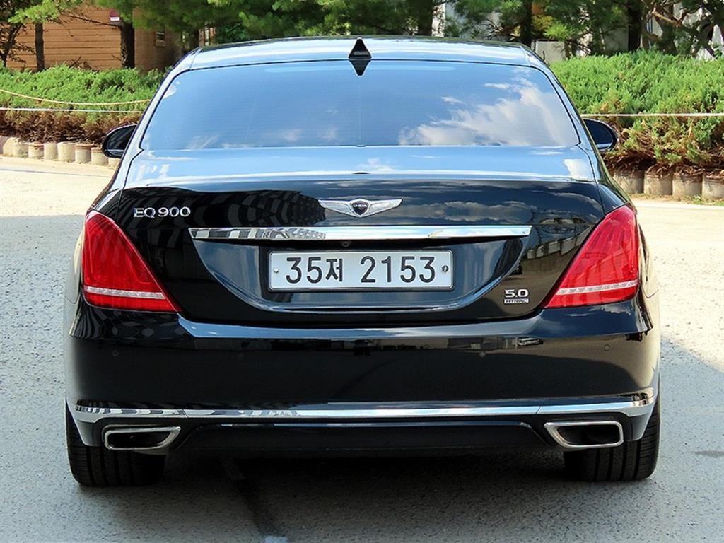 Genesis EQ900 - Vista 4