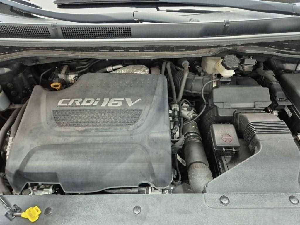 KIA Carnival - Vista 5
